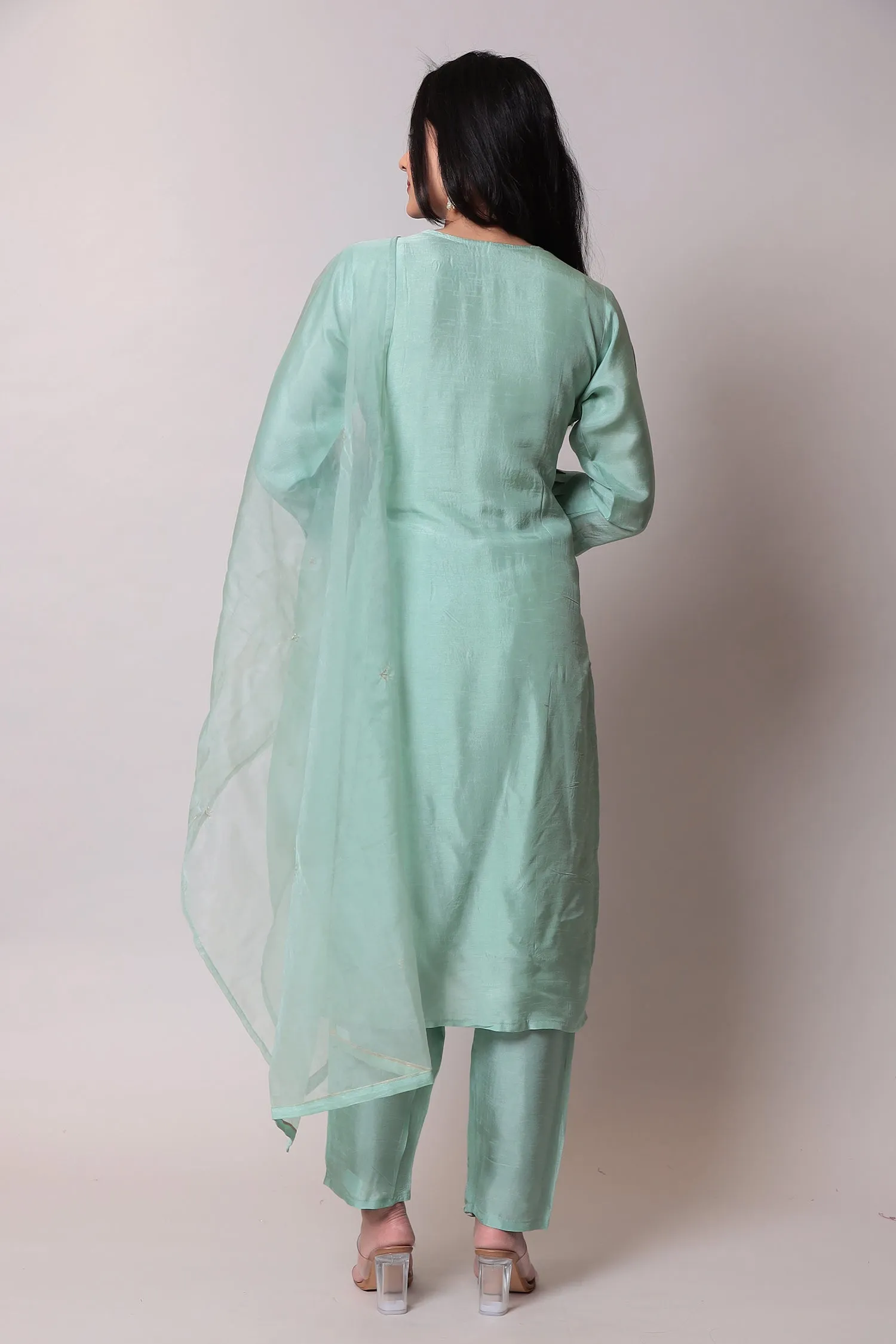 Cotton Kurta with Pearl, Thread work.