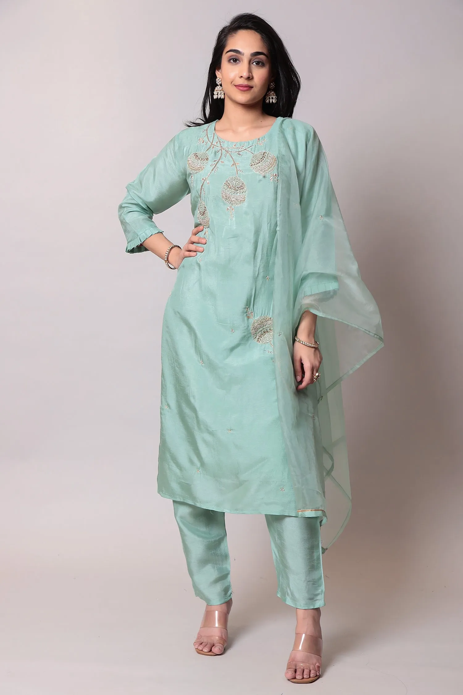 Cotton Kurta with Pearl, Thread work.