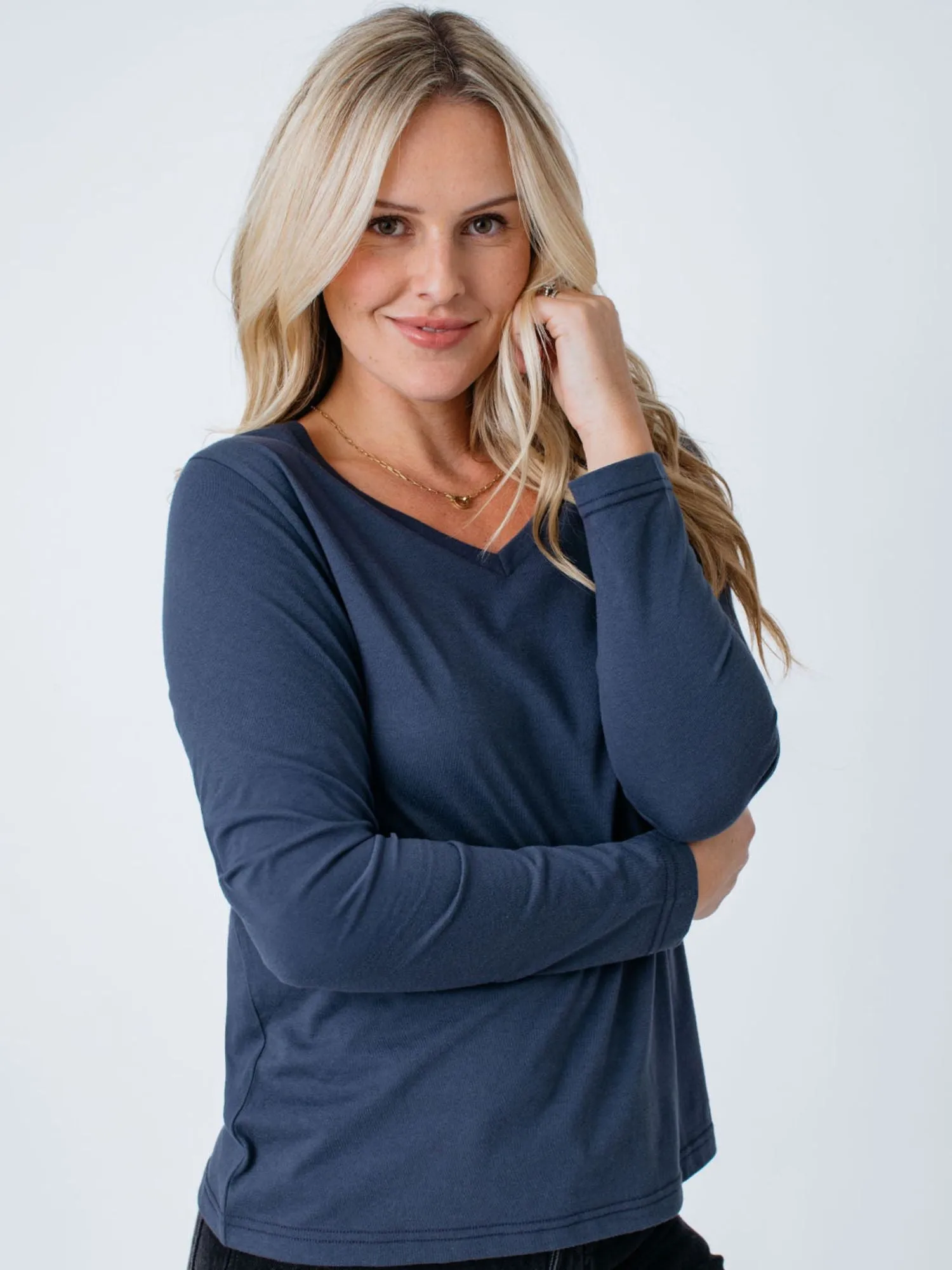 Women's Long Sleeve V-Neck Basic 3-Pack